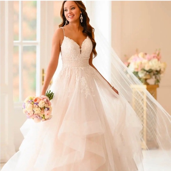 Stella York Dresses & Skirts - Stella York 6918 Princess Ballgown Wedding Dress